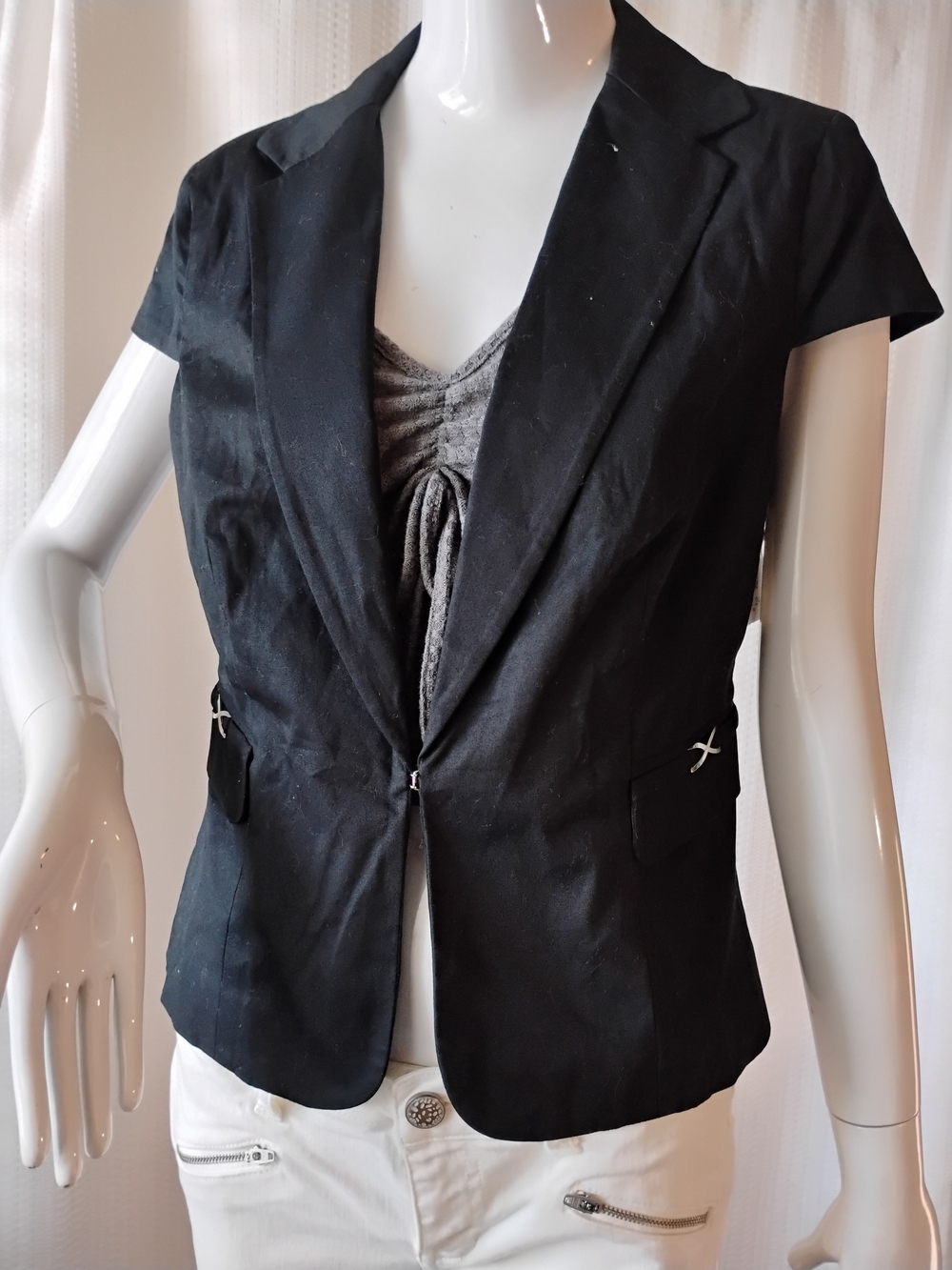 Black Short-Sleeve Blazer Jacket - Women